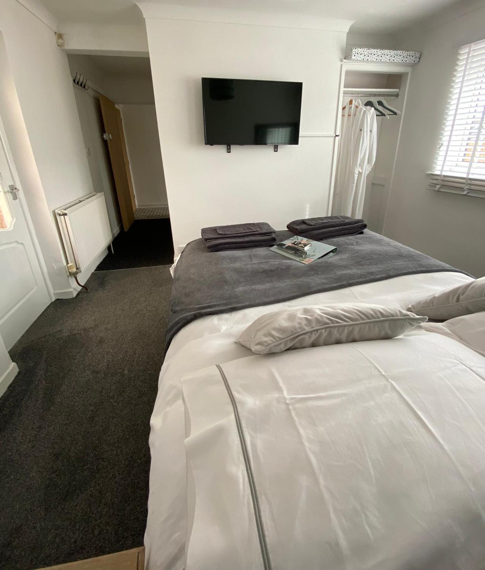 ברנלי No.9 Guesthouse מראה חיצוני תמונה